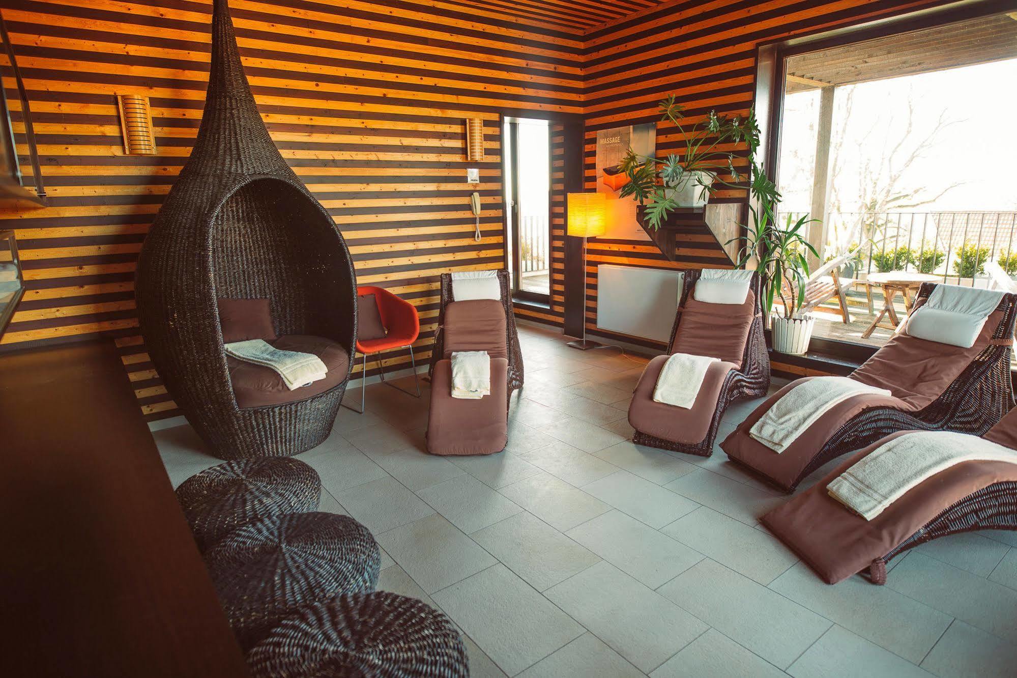 Lindenhof Hotel Tepe Damme Exterior photo